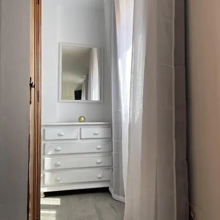 Apartment Ilusion